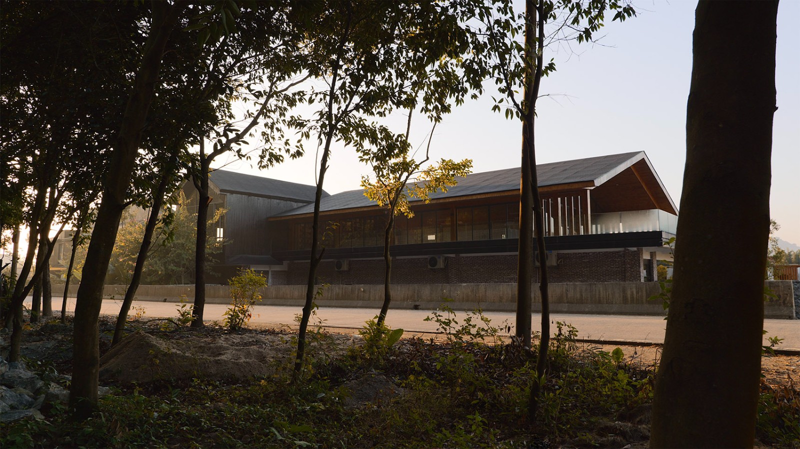 廣東英德·“八畝晴川”度假民宿設計